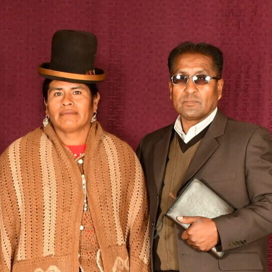 PASTORES SANDRA Y RODOLFO